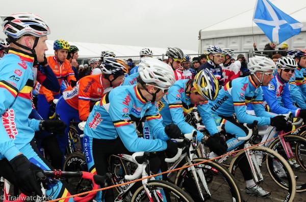 The starting line was a sea of blue