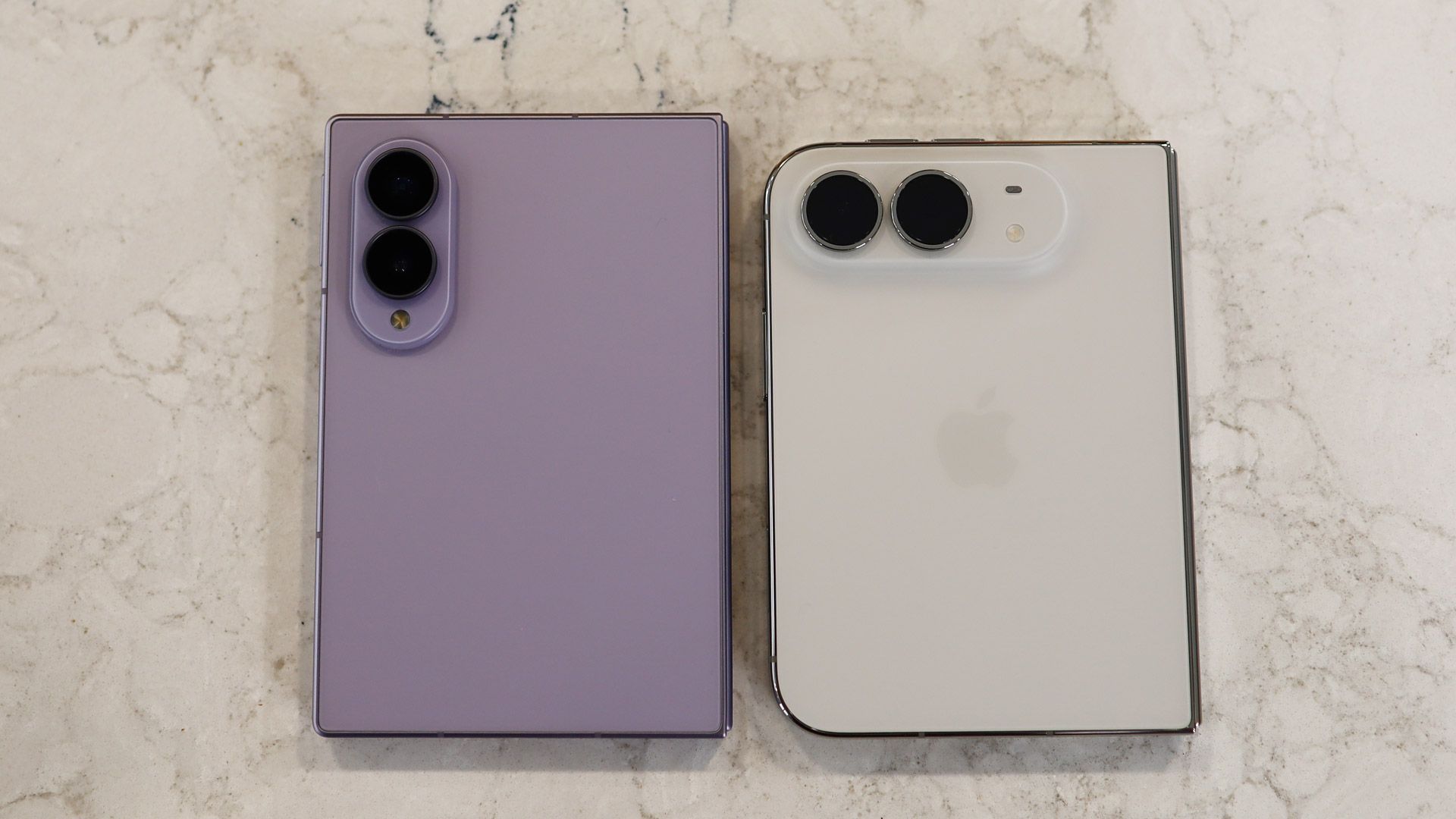 Apple iPhone Duo REVIEW