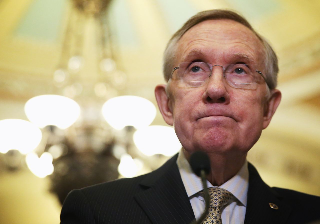 Harry Reid hangs it up.