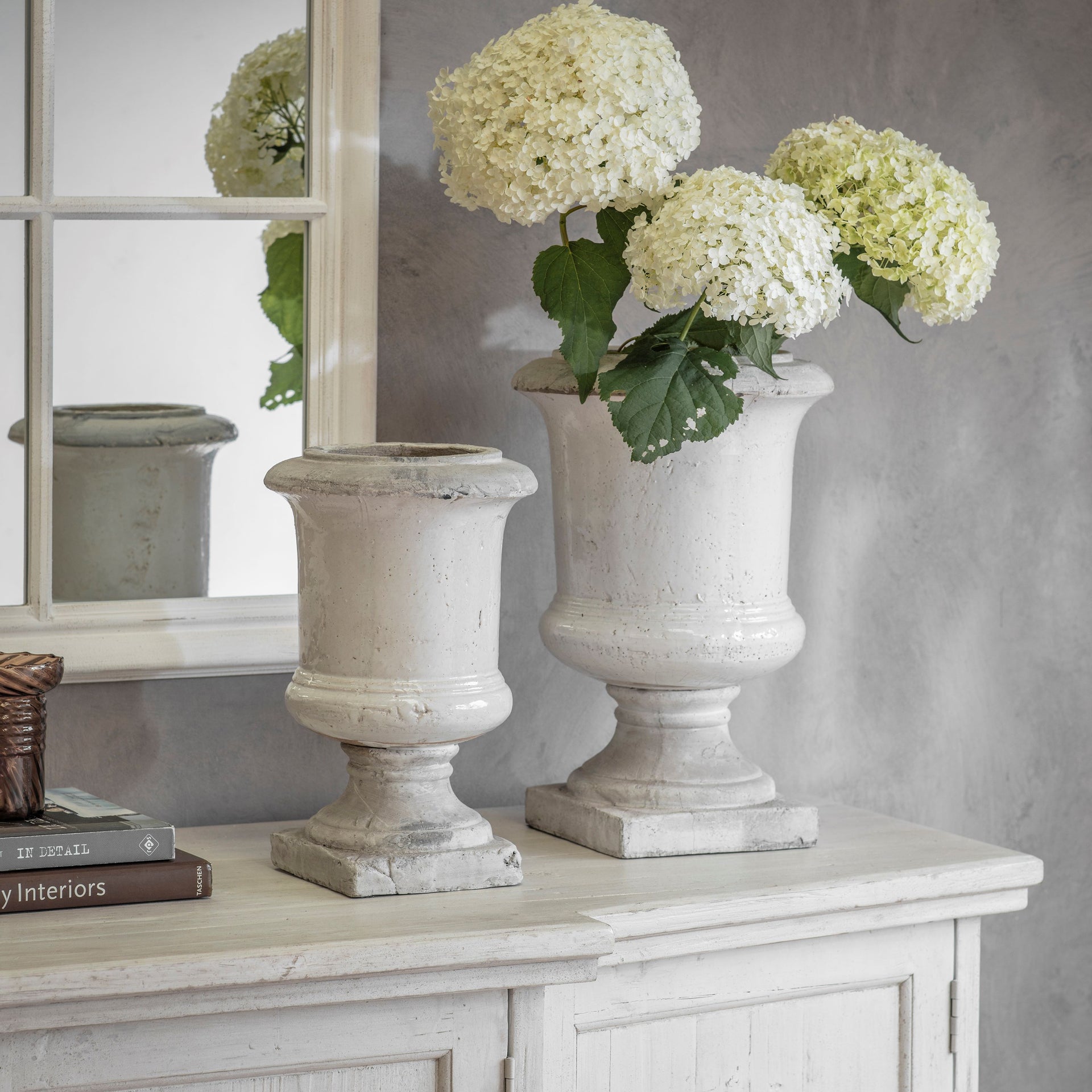 Bramber Stone Urn - Small