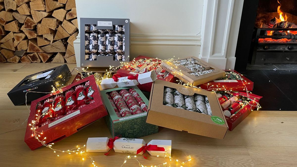 Normalement, je ne suis pas enthousiasmé par les crackers de Noël, mais je suis convaincu par ces options (étonnamment abordables)