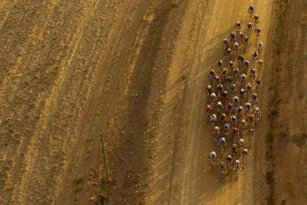 The lead bunch during stage 4 of the Cape Epic