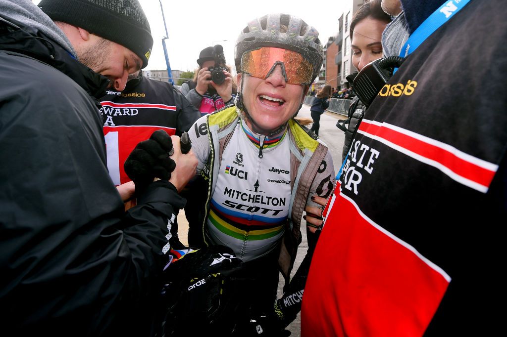 NINOVE BELGIUM FEBRUARY 29 Arrival Annemiek Van Vleuten of The Netherlands and Team MitcheltonSCOTT World Champion Jersey Celebration during the 75th Omloop Het Nieuwsblad 2020 Women Race a 1229km race from Ghent to Ninove OmloopHNB OHN20 OHNwomen on February 29 2020 in Ninove Belgium Photo by Luc ClaessenGetty Images