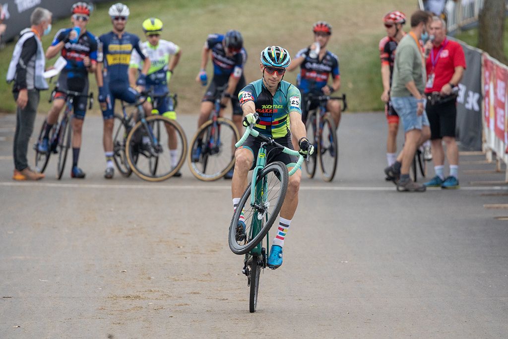 Kerry Werner gets the crowd going during the call up at the Waterloo UCI Cyclo-cross World Cup men's elite race 2021