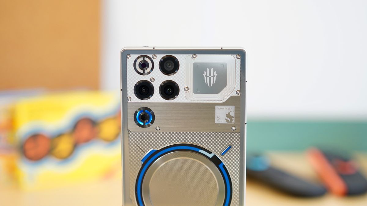 RedMagic 11 Pro product shots