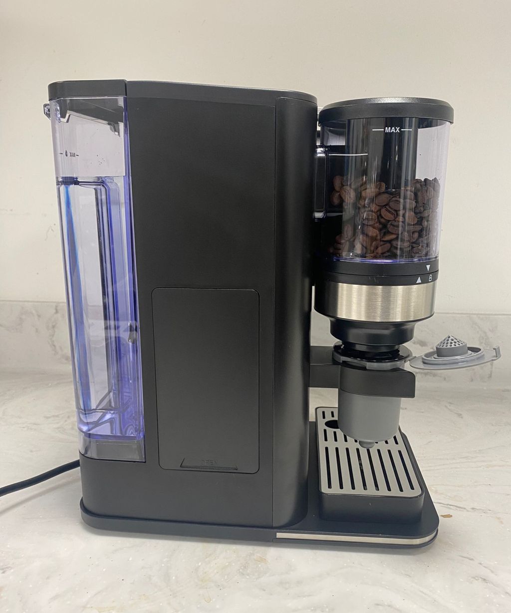 Coffeemaker Grind And Brew Single Serve main image 1