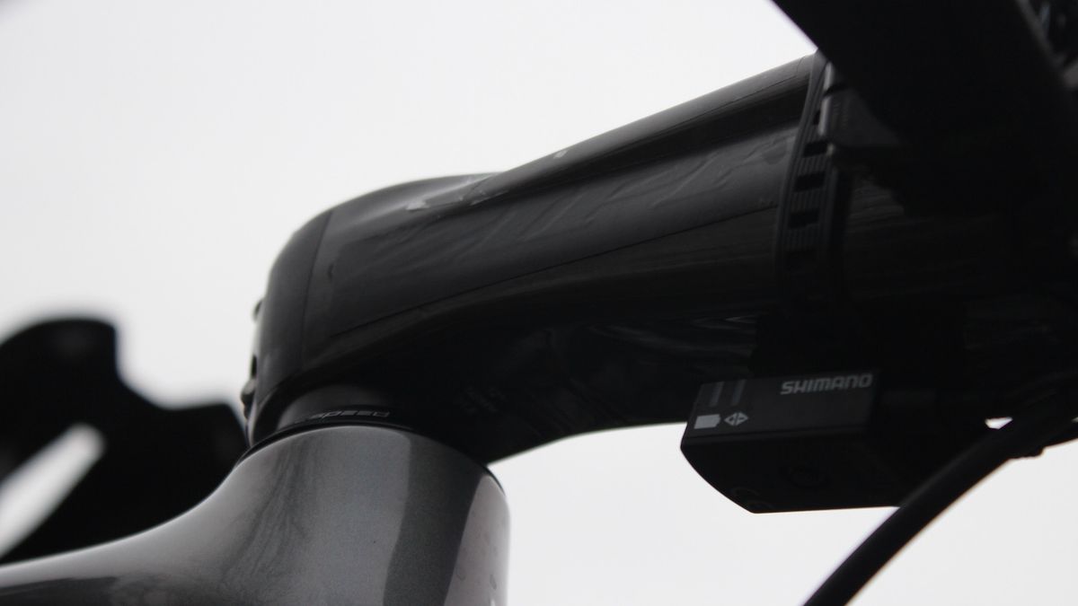 Peter Sagan uses a masked Zipp stem as opposed to the PRO component stem his teammates use