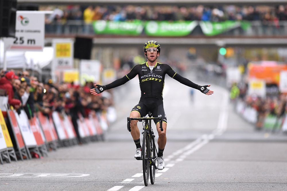 Simon Yates (Mitchelton-Scott) wins the final stage of Volta a Catalunya