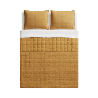 Quilted mustard yellow bedding set