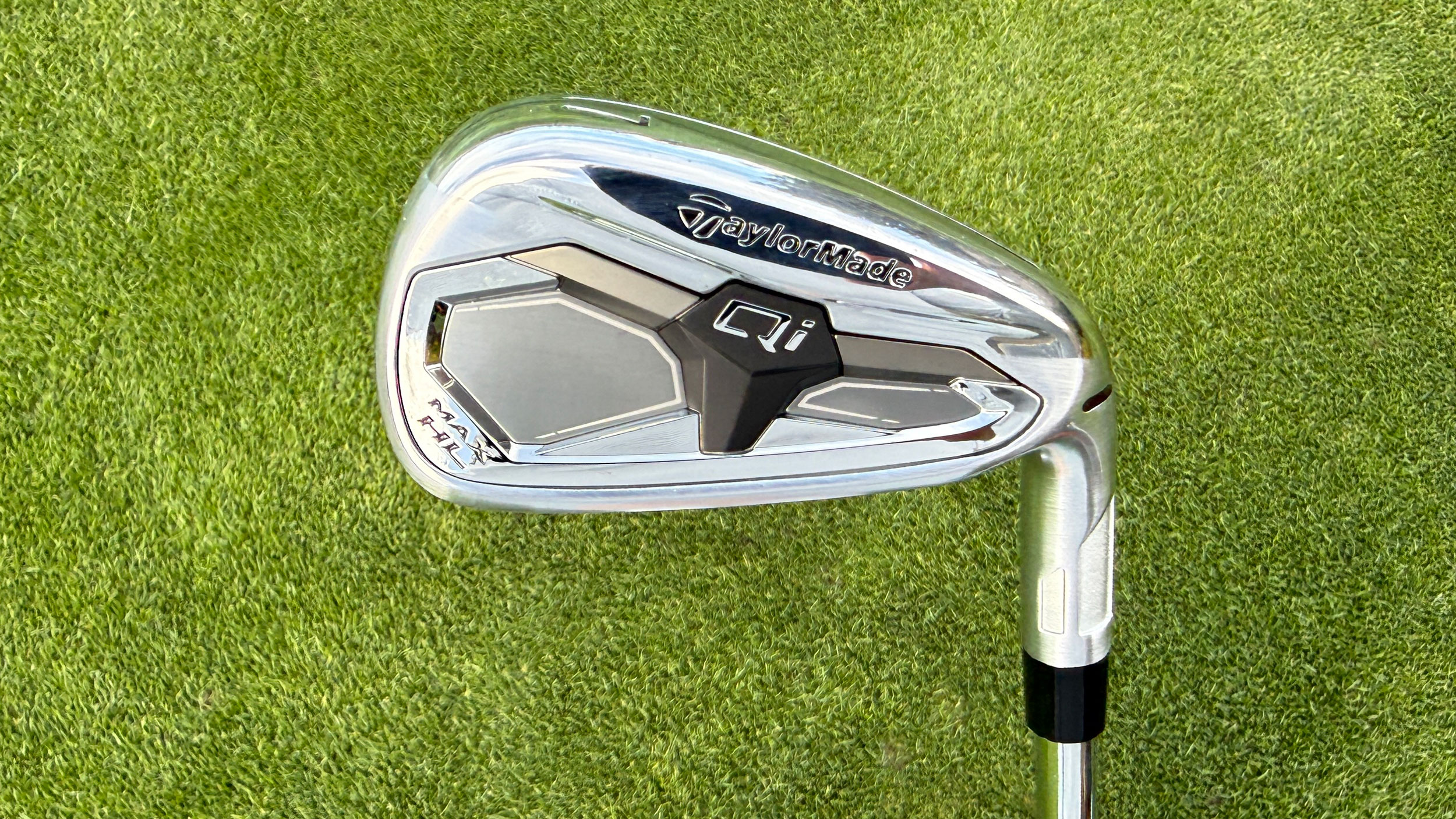 TaylorMade Qi Max HL iron
