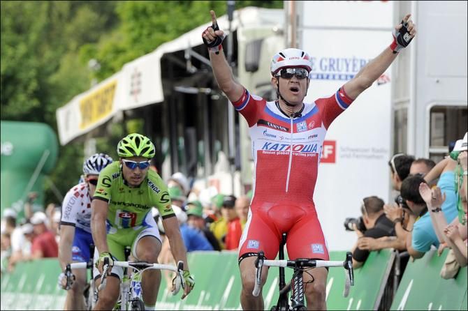 Alexander Kristoff (Katusha) triumphs in stage 5 of the Tour de Suisse