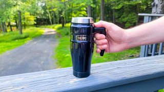 Best travel coffee mugs: THERMOS Stainless King Vacuum-Insulated Travel Mug