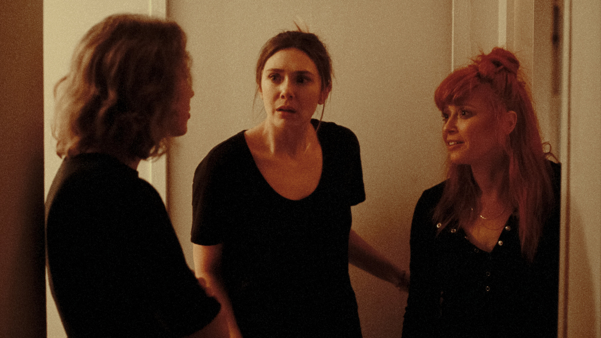 Carrie Coon, Elizabeth Olsen, and Natasha Lyonne in His Three Daughters