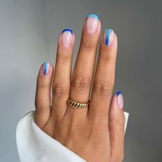 @iramshelton baby blue nail design