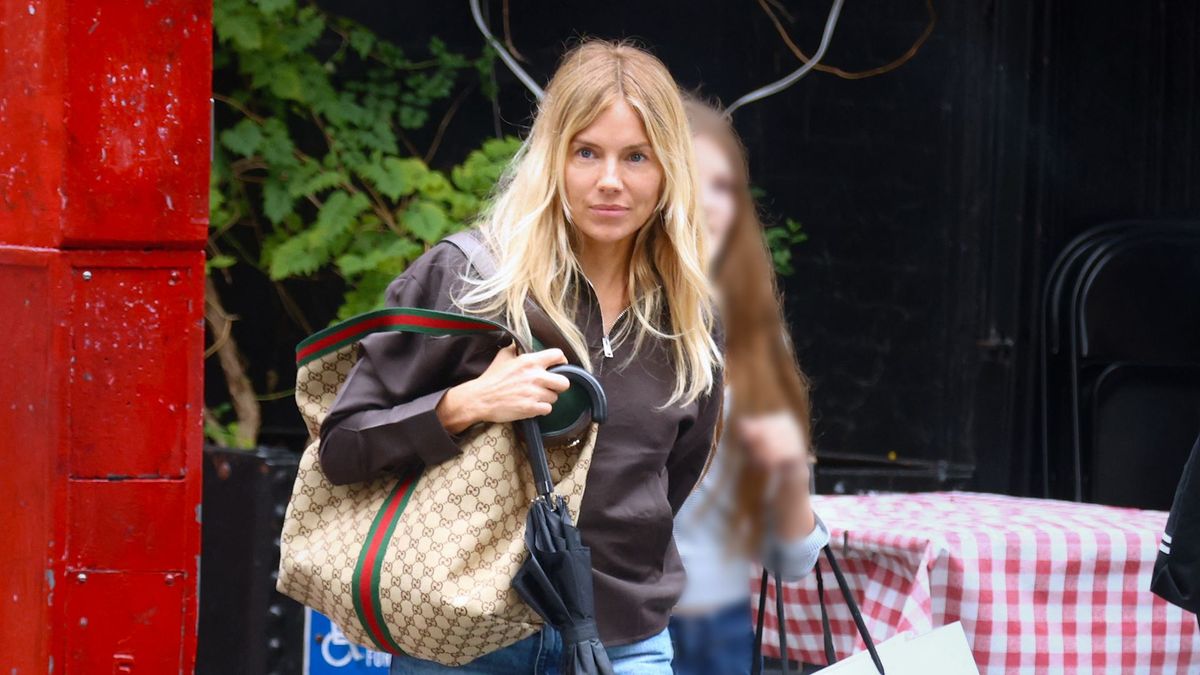 Sienna Miller Just Wore 3 Key Autumn Trends That Instantly Update Basic Jeans