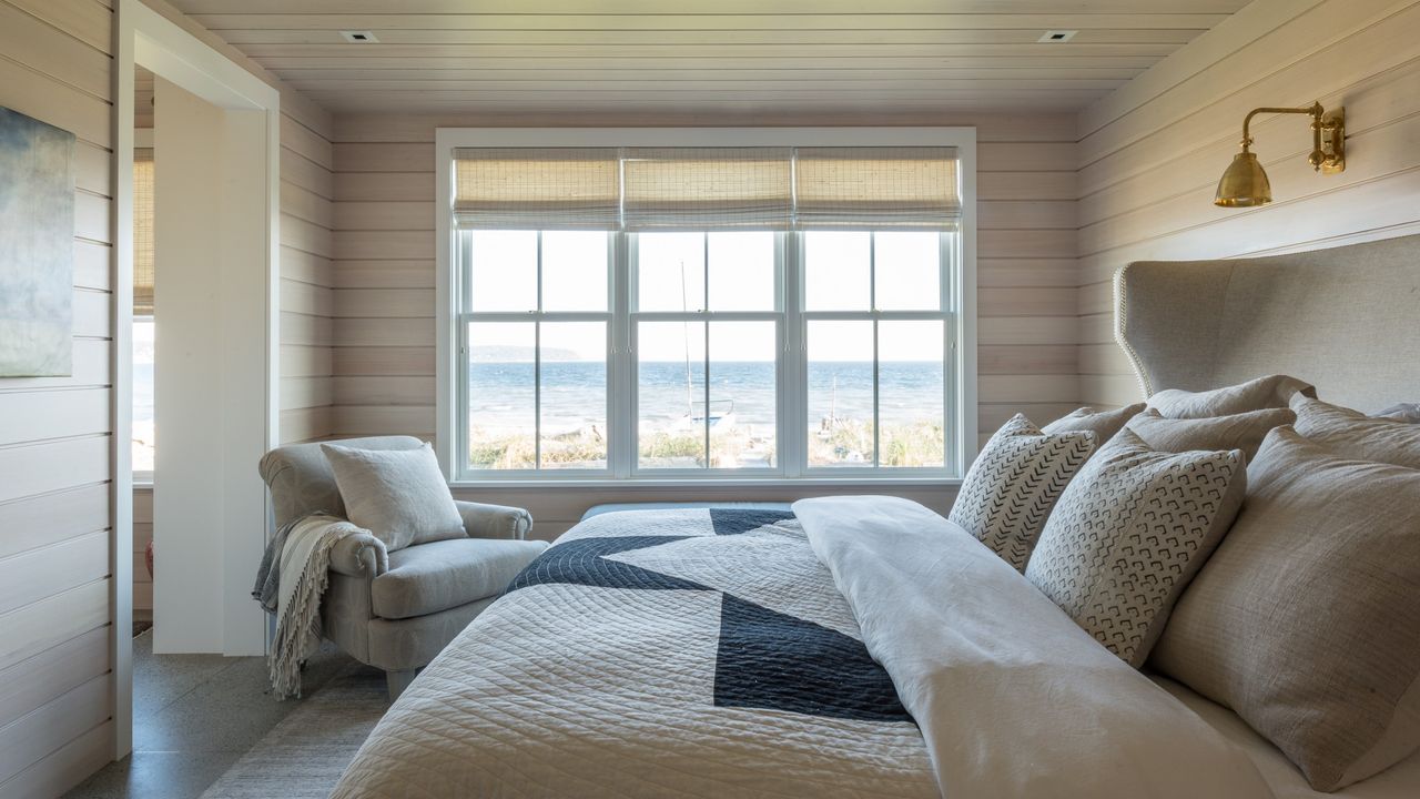 coastal bedroom 