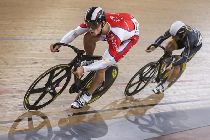 Matthew Glaetzer is looking good in the sprint heats.