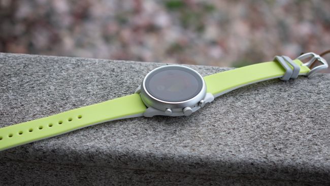 fossil sport specifications