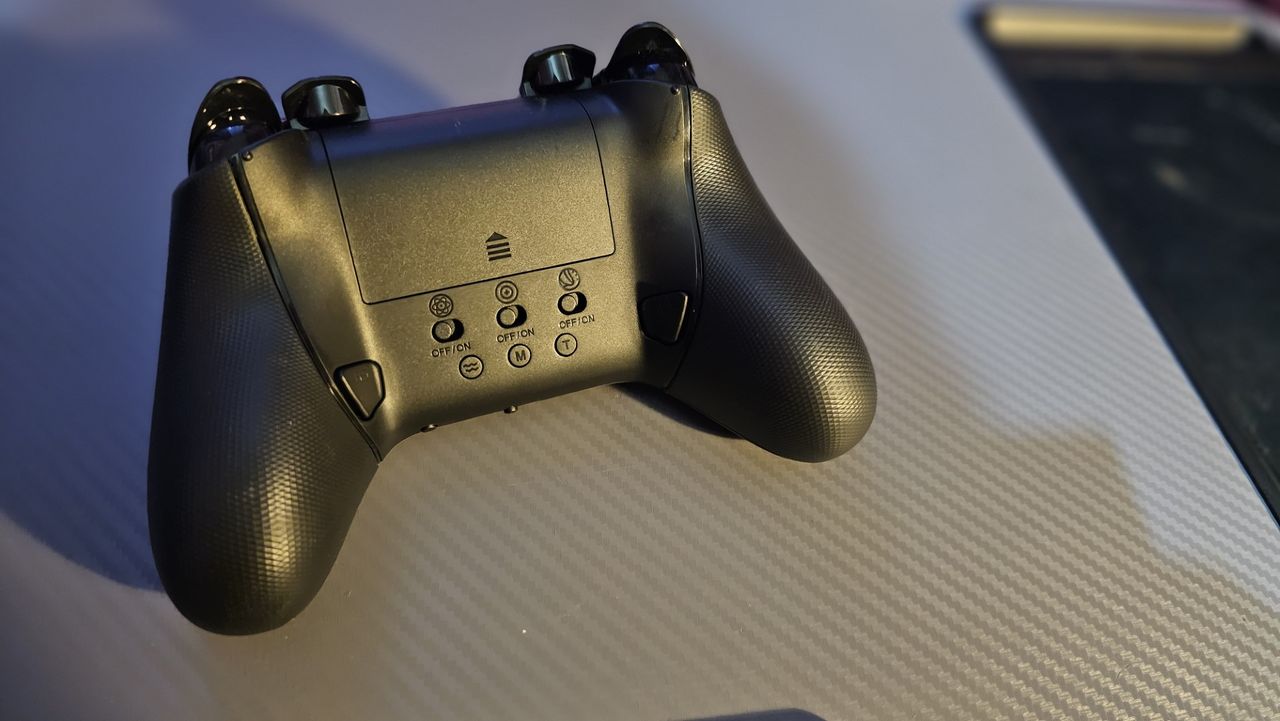 BINBOK Ultra Pro Controller
