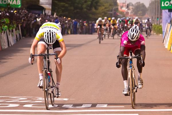 Poland&rsquo;s Zbigniew Gucwa goes head-to-head against Burkina Faso&rsquo;s Abdou Sokondo in an intermediate sprint.