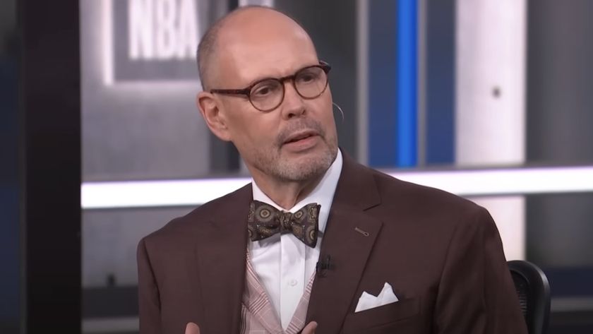 Ernie Johnson explains something on Inside the NBA