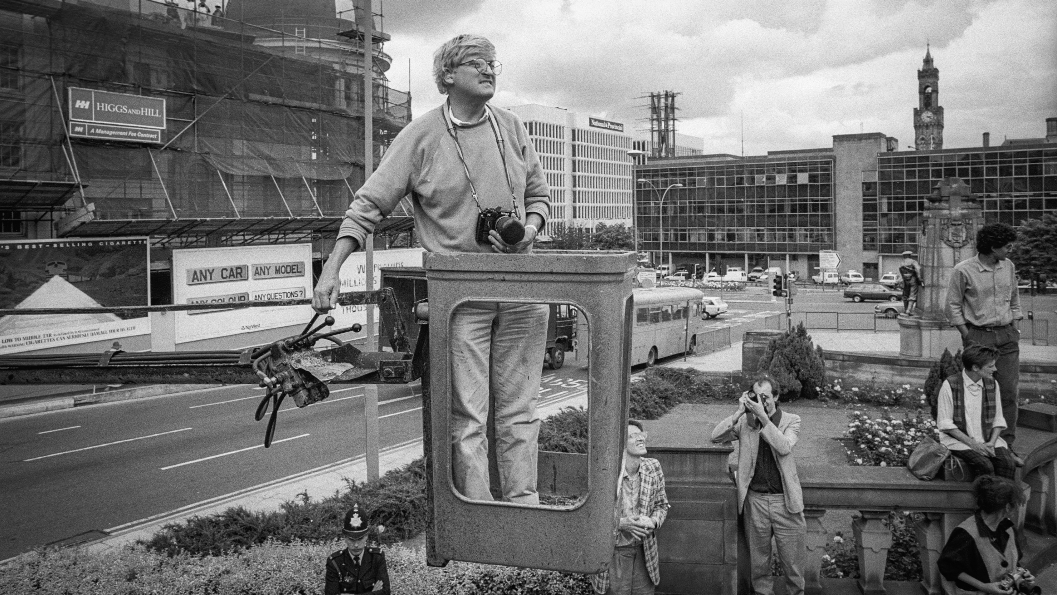 David Hockney photographing the National Science and Media Museum, Bradford