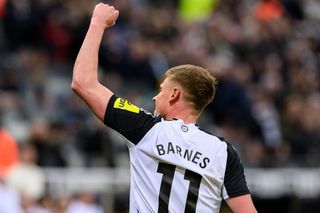 Harvey Barnes celebrates after scoring for Newcastle United against Crystal Palace, April 2025.