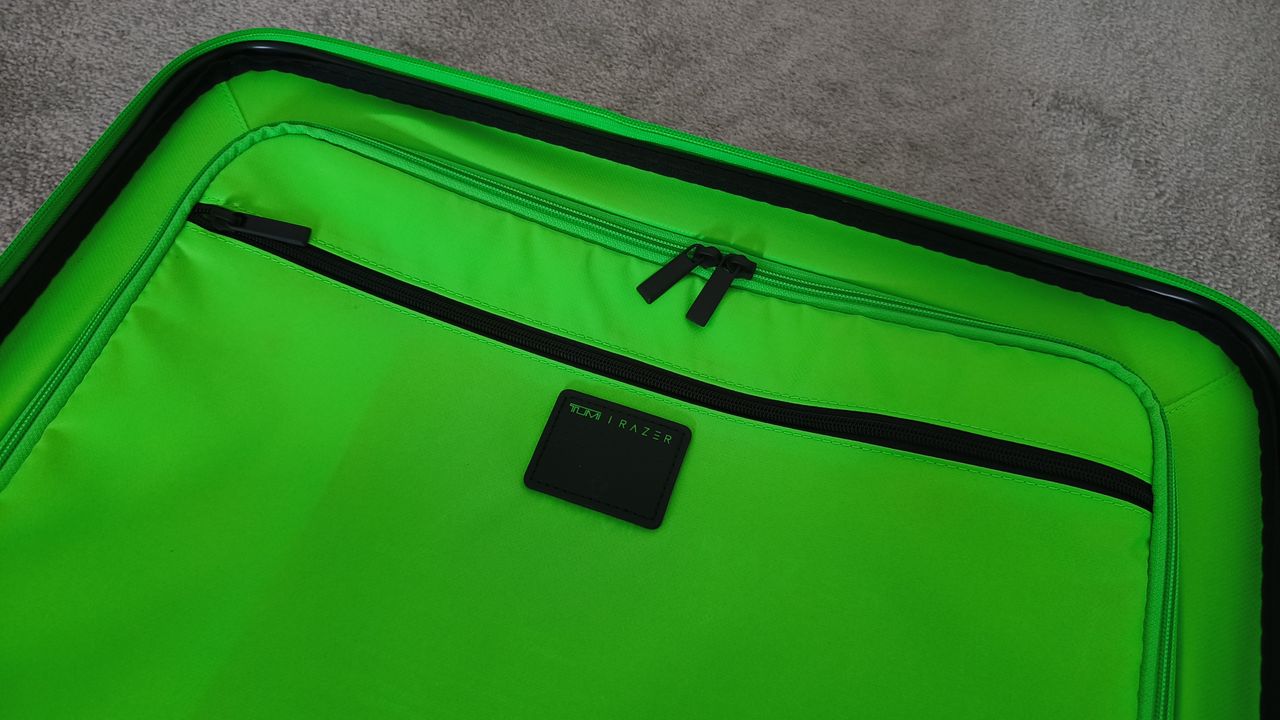 Tumi Razer International Expandable 4 Wheel Carry-On Luggage