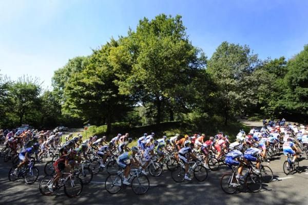 The peloton tackles one of the numerous climbs in the Eneco Tour's fifth stage.