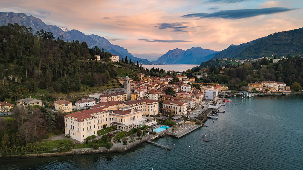 Aerial image of the Grand Hotel Villa Serbelloni and lake