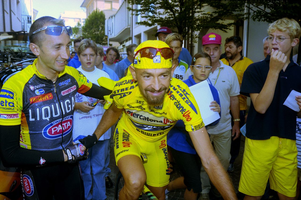 Rebellin was controversially omitted from the Sydney Olympics in favour of Marco Pantani. The two are pictured together at the following season's Giro del Friuli.