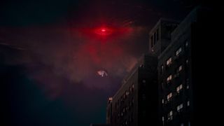 A UFO in Netflix&#039;s The Manhattan Alien Abduction