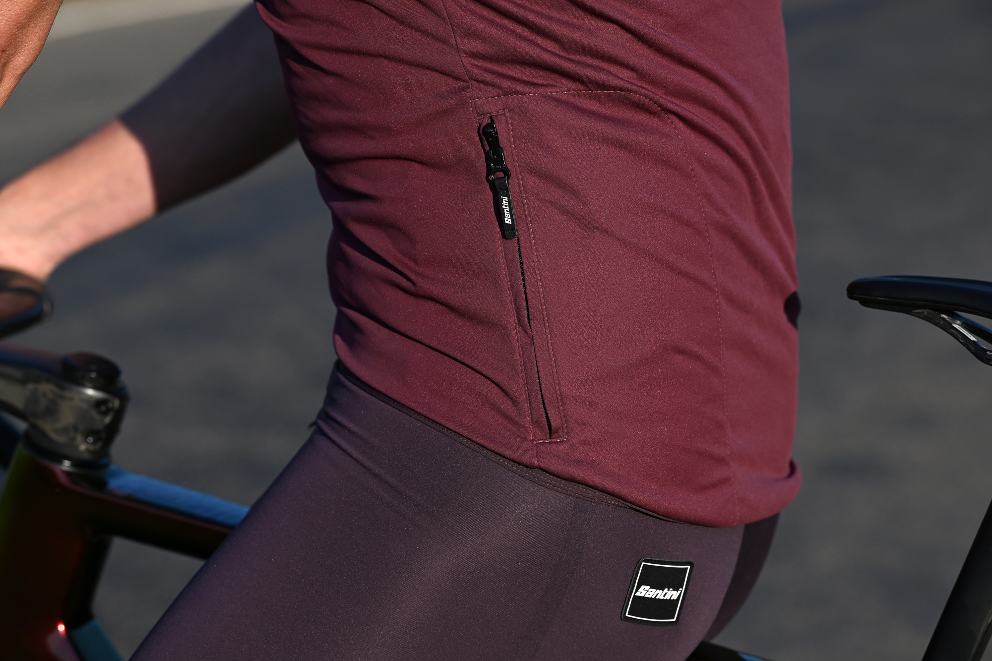 close up of the side pocket on the Santini Magic waterproof Vest
