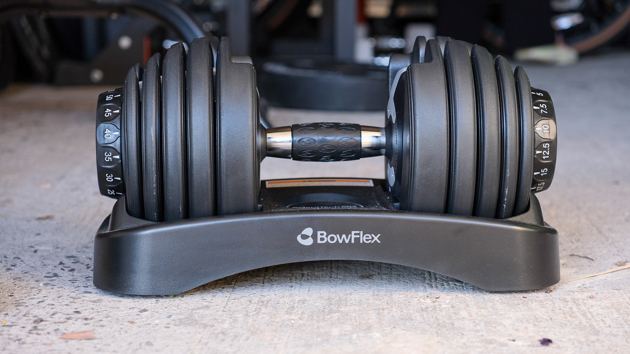 Bowflex SelectTech 552i (2025) on garage floor