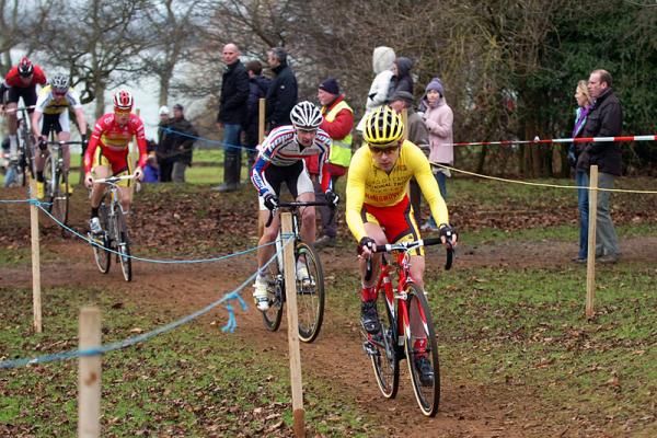 Series leader Jody Crawforth (Hargroves Cycles) leads the field on lap 1.