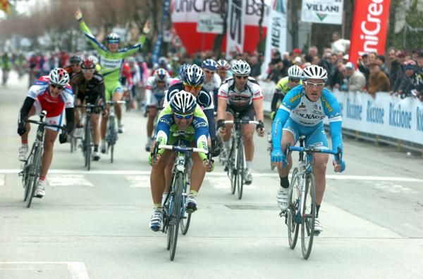 Commitment: Chicchi was still lunging well after the line had passed.