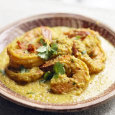 Hairy Bikers Keralan king prawn curry photo