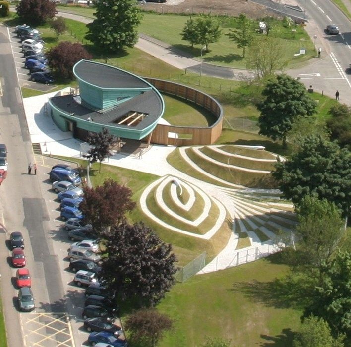 maggie's highlands charles jencks