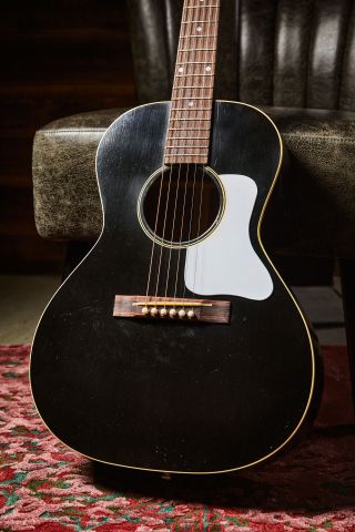 The earliest model in the Murphy Lab acoustic range, a Gibson 1933 L-00