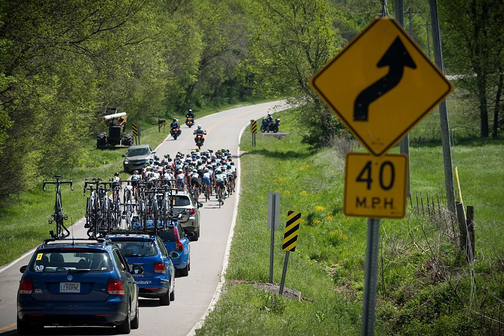 The caravan Joe Martin Stage Race stage 3