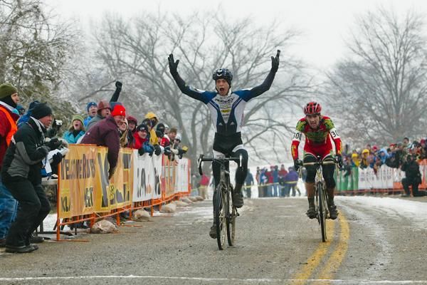 Bjorn Sealander (Ridley) outsprints Jamey Driscoll (FiordiFrutta) to win the 2007 U23 national 'cross championship in Kansas City.