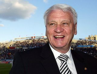 Bobby Robson's last job in management was in charge of Newcastle.