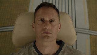 Alexander Skarsgard as SecUnit in Murderbot Season 1x05