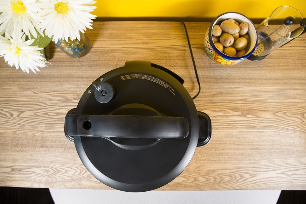 The cord is detachable, making it easier to store and clean the Crock-Pot Express.
