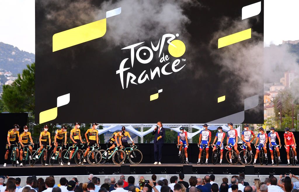 Tour de France teams presented with hush amid pandemic Gallery