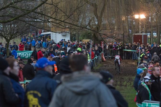Danny Gerow riding the mud in Diegem