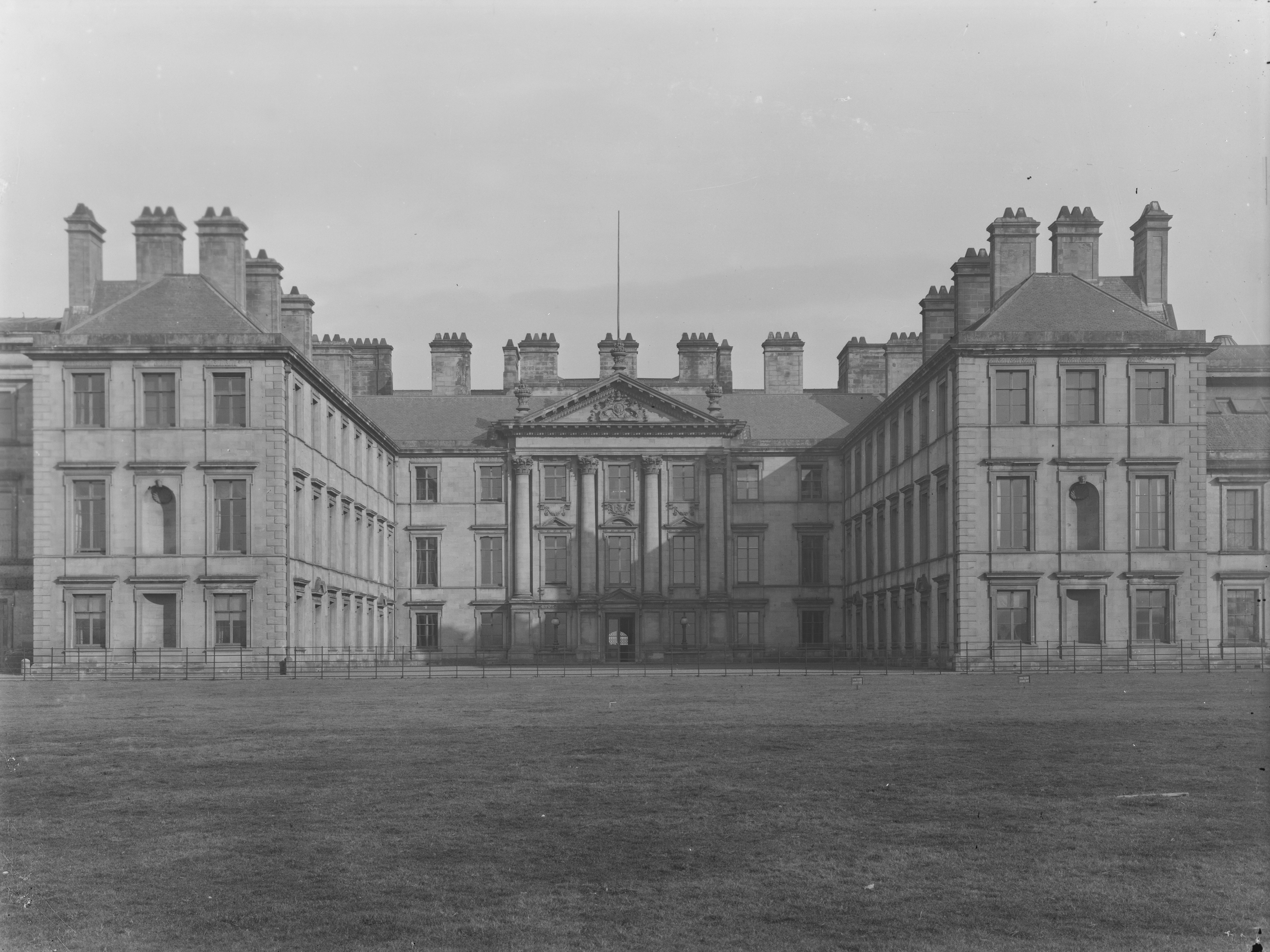 Hamilton Palace