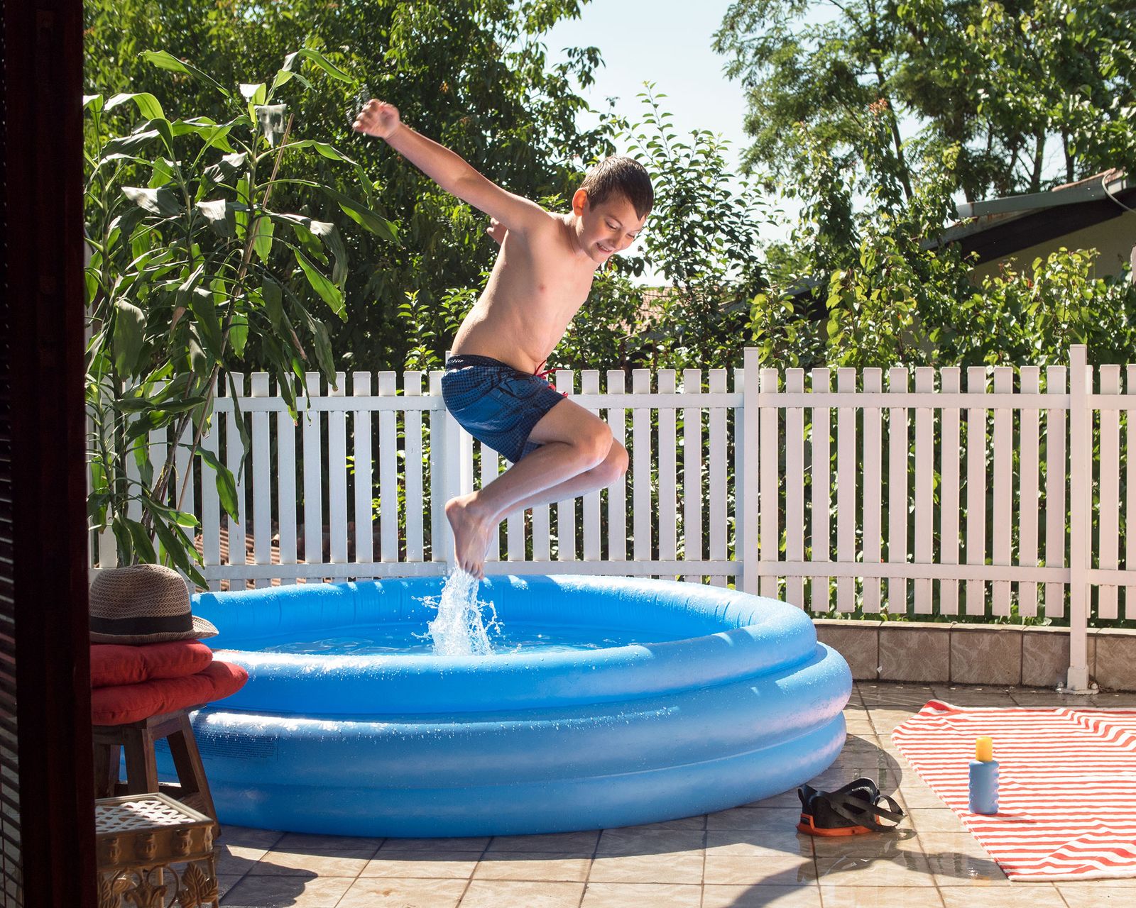 Expert warns against this paddling pool lawn mistake | Gardeningetc