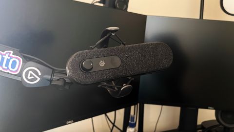SteelSeries Alias attached to an Elgato Wave mic arm