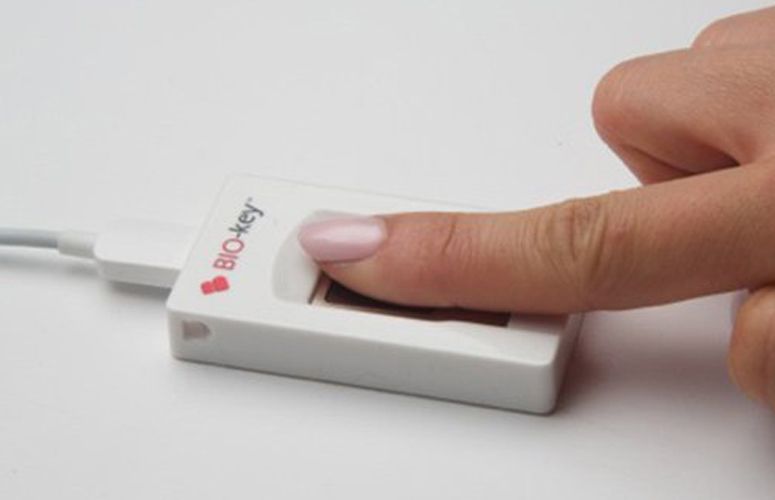 BIOKey EcoID Fingerprint Reader Full Review and Benchmarks Laptop Mag